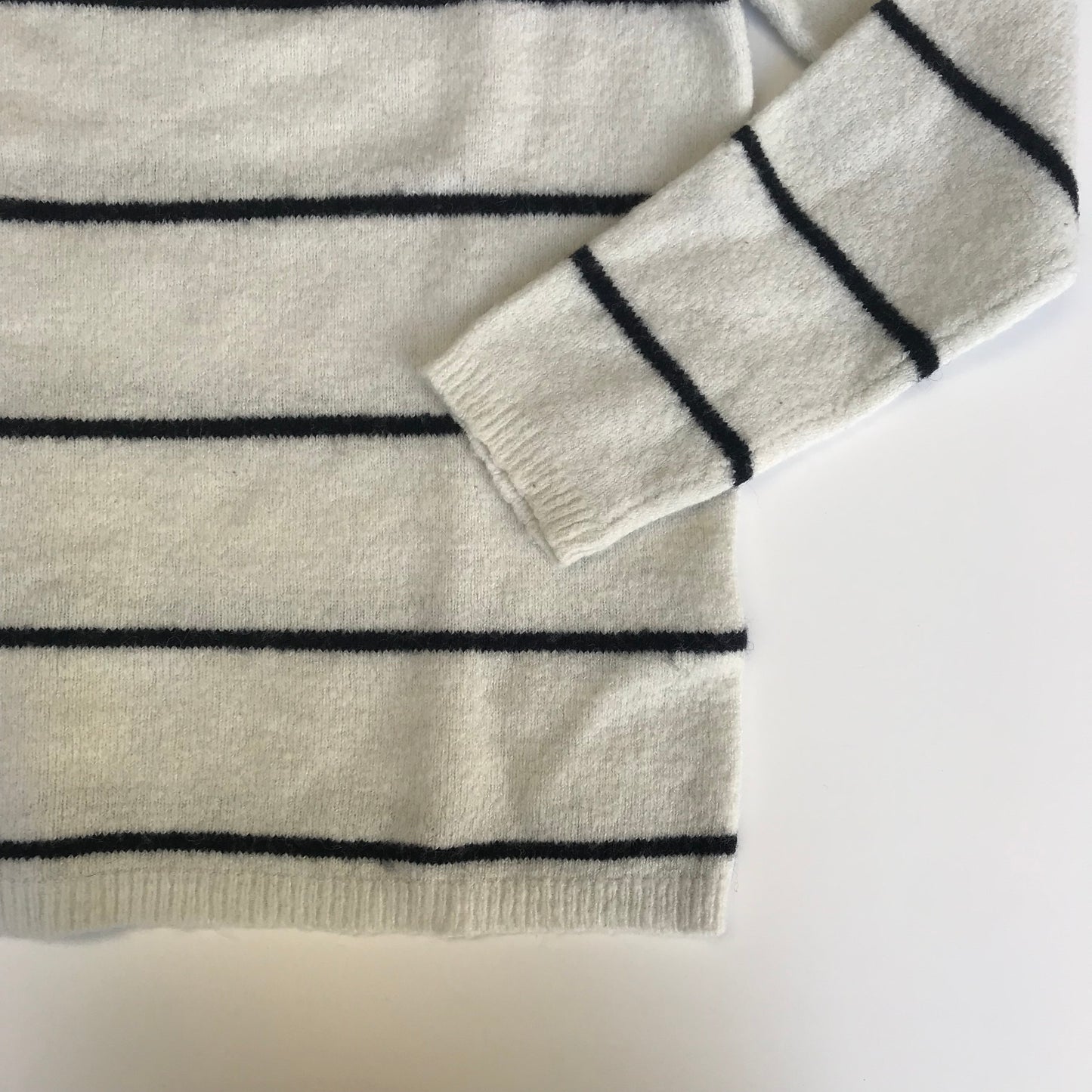 H&M White Stripe Jumper Age 10