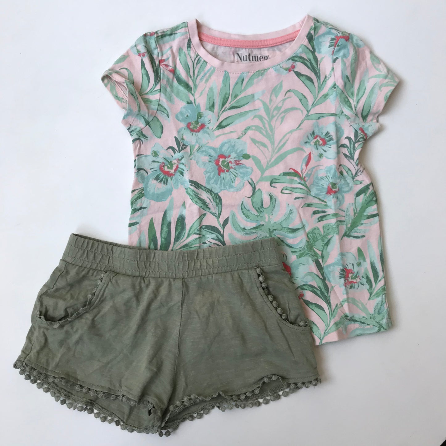 Bundle - Shorts & Top - Age 5