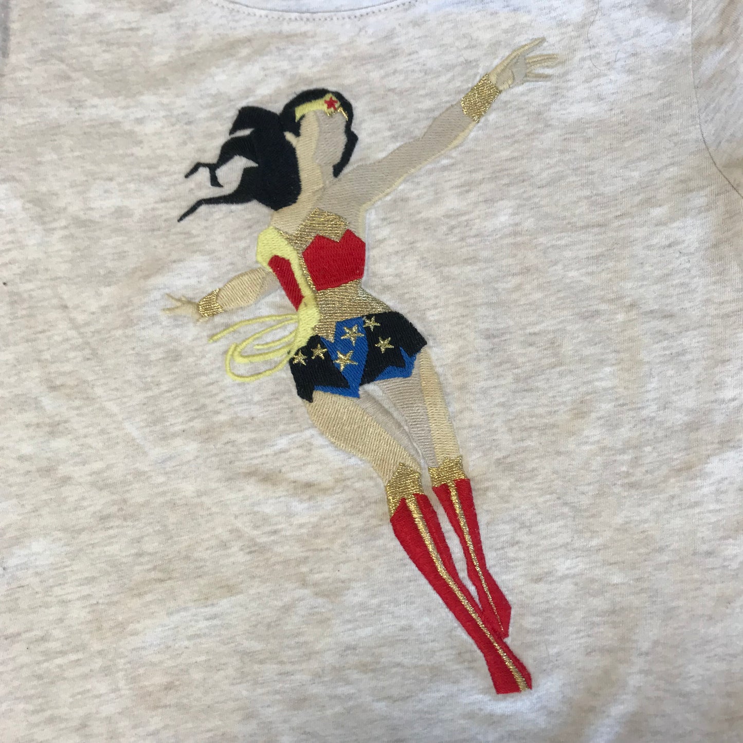 GAP DC Wonder Woman T-shirt Age 6