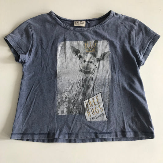 Grey Giraffe T-shirt Age 8