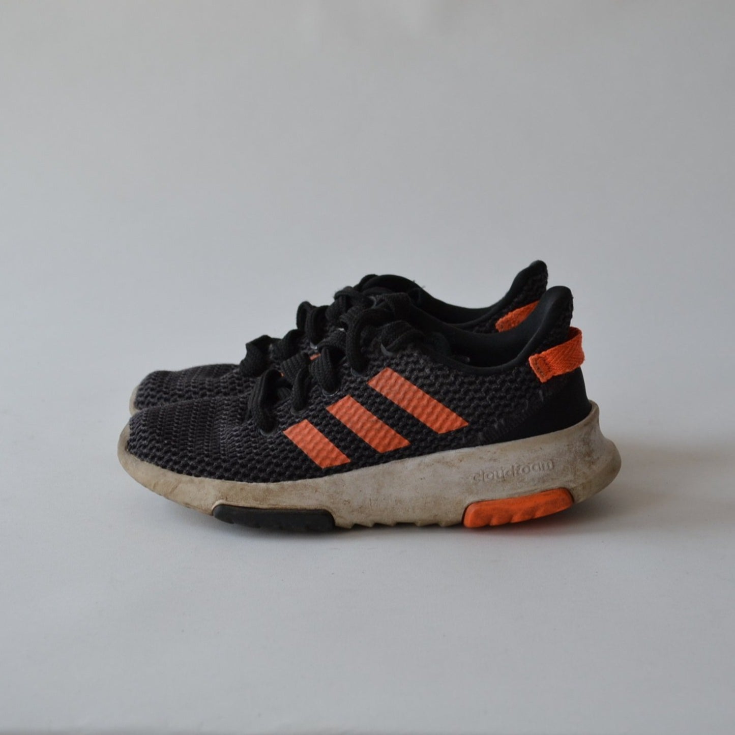 Trainers - Black & Orange - Shoe Size 13 (jr)