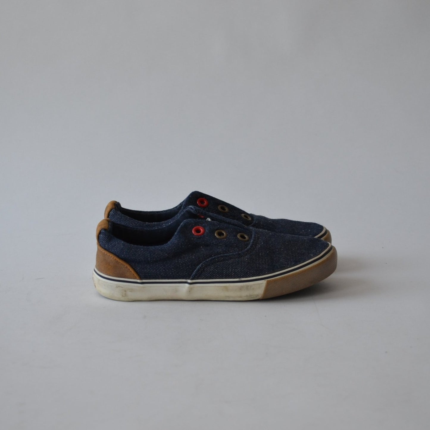 Denim Style Laceless Plimsolls Shoe Size 11 (jr)