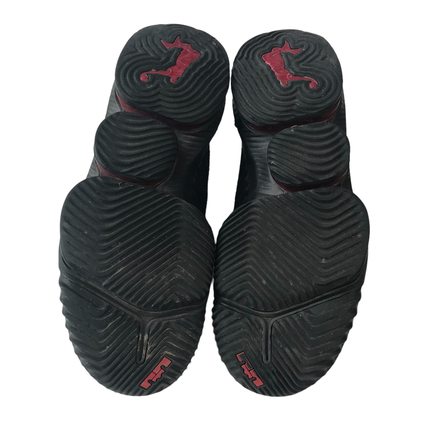 Nike Lebron James 16 XVI Fresh Bread Black Red Basketball Shoes UK size 7