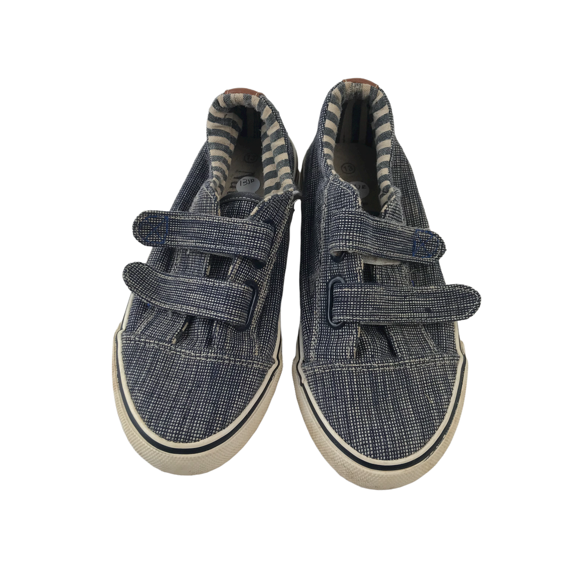 Navy trainers 2025 size 6