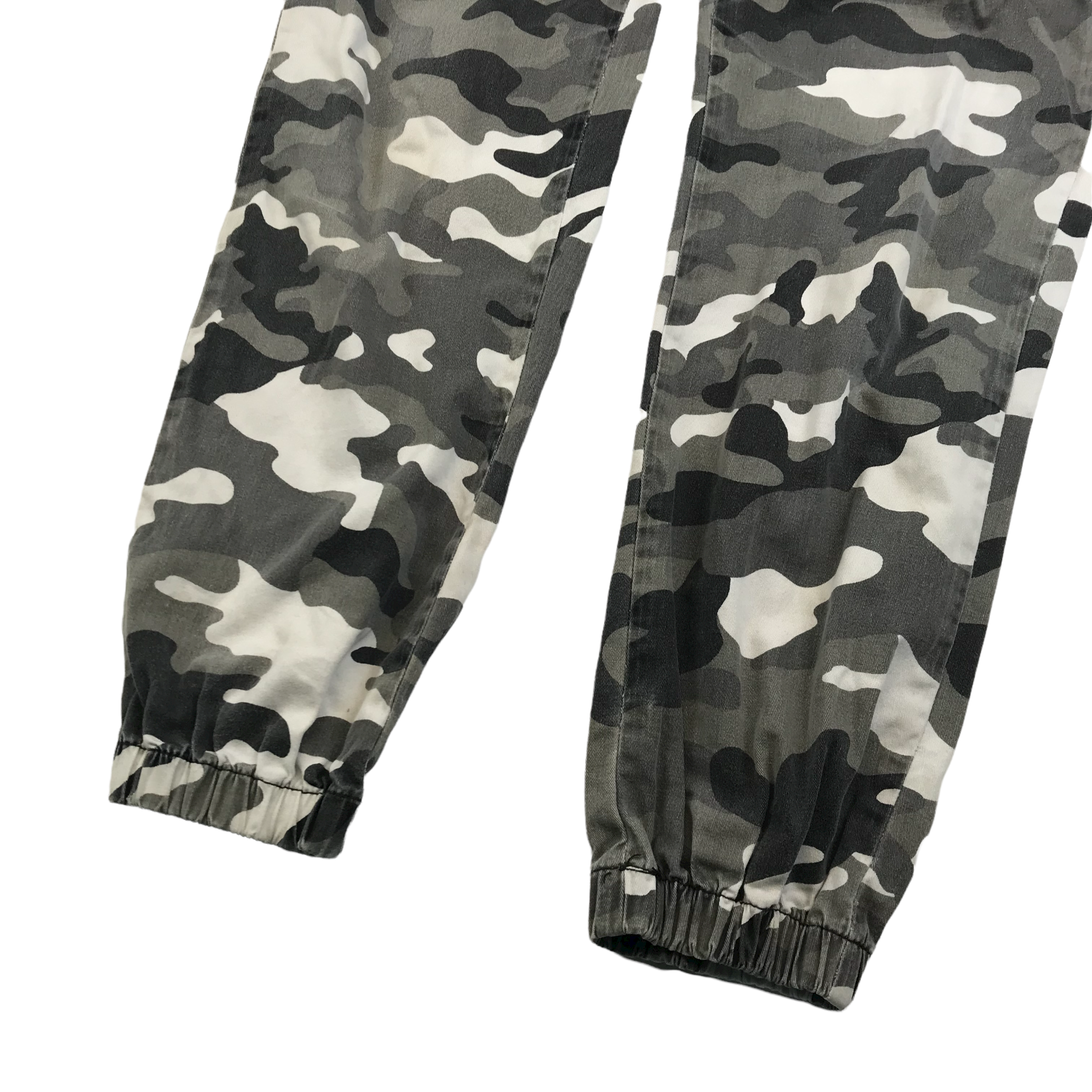Girls Pink Camo Utility Trousers New Look from NEW LOOK on 21 Buttons