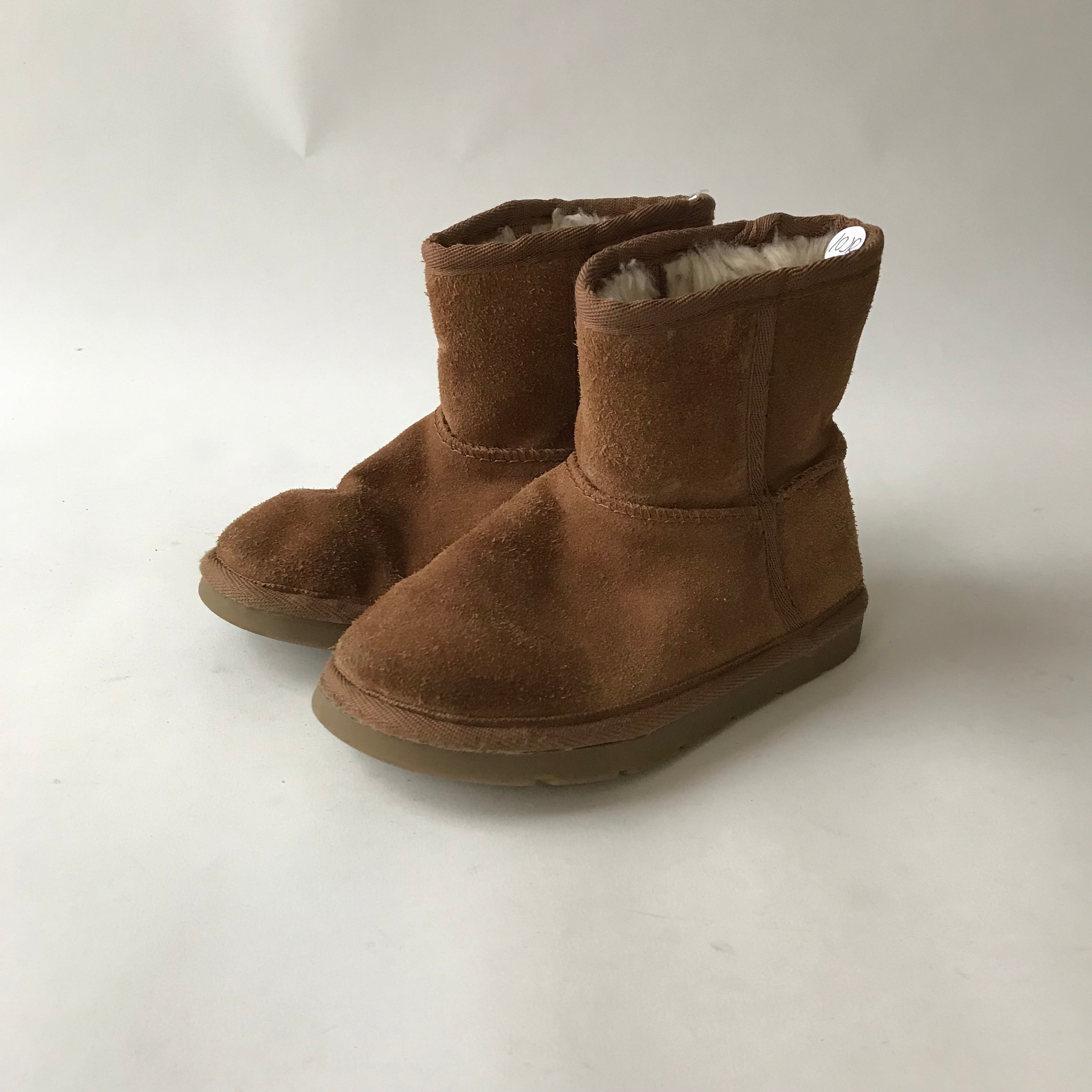 M S Brown Warm Lined Faux Suede fur Boots Shoe Size 10 jr