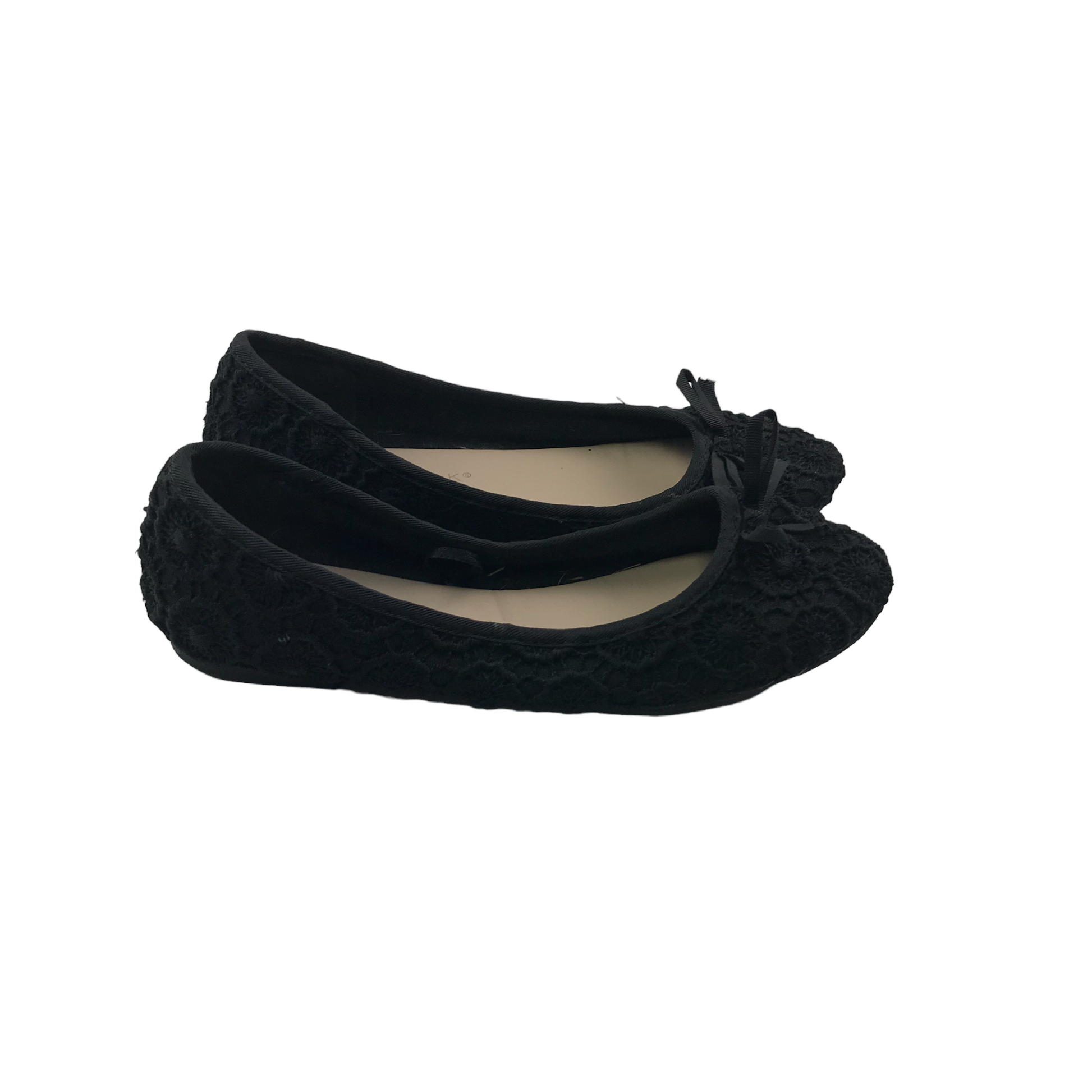 White ballet 2025 pumps primark