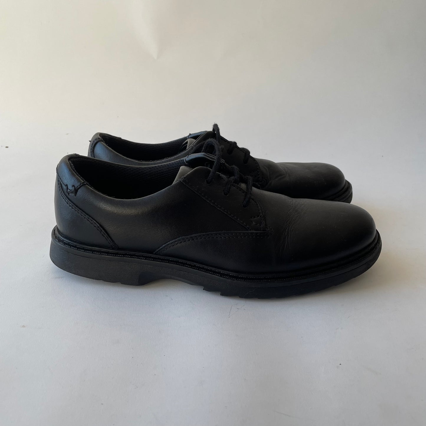 Clarks Black Shoes Shoe Size 3F
