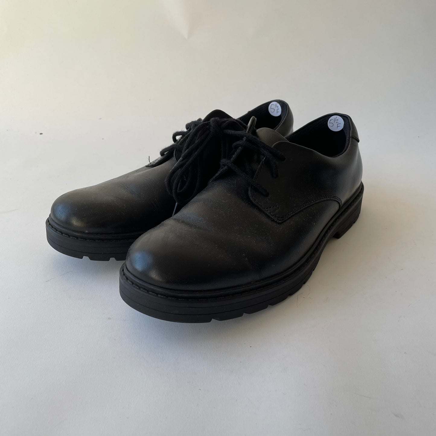 Clarks Black Shoes Shoe Size 5.5F