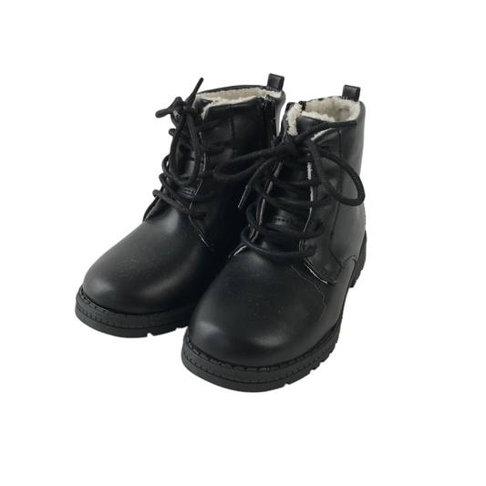 Matalan Black Boots Size UK 11 (jr)