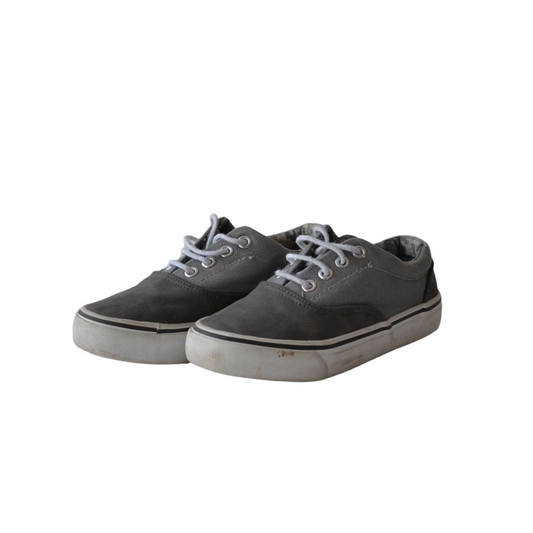 Grey Trainers Shoe Size 10 (jr)